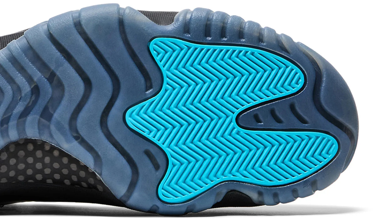 Air Jordan 11 Retro "Gamma Blue" – Black & Blue Sneakers